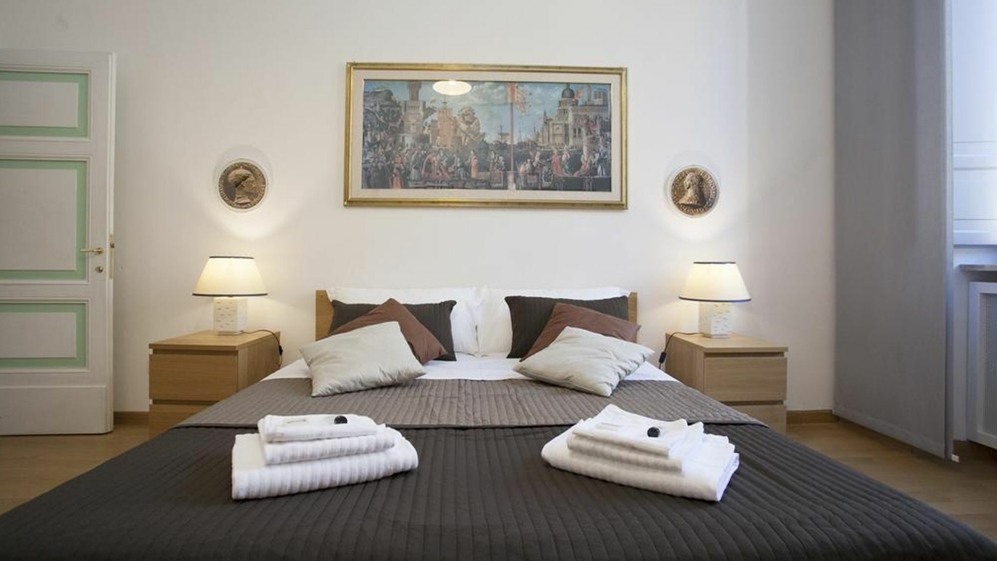 Appartamento House Paganica Roma Esterno foto