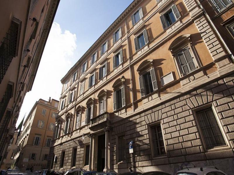 Appartamento House Paganica Roma Esterno foto